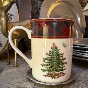 Spode Christmas Tree Tartan 12 ounce replacement mug with Plaid Accent